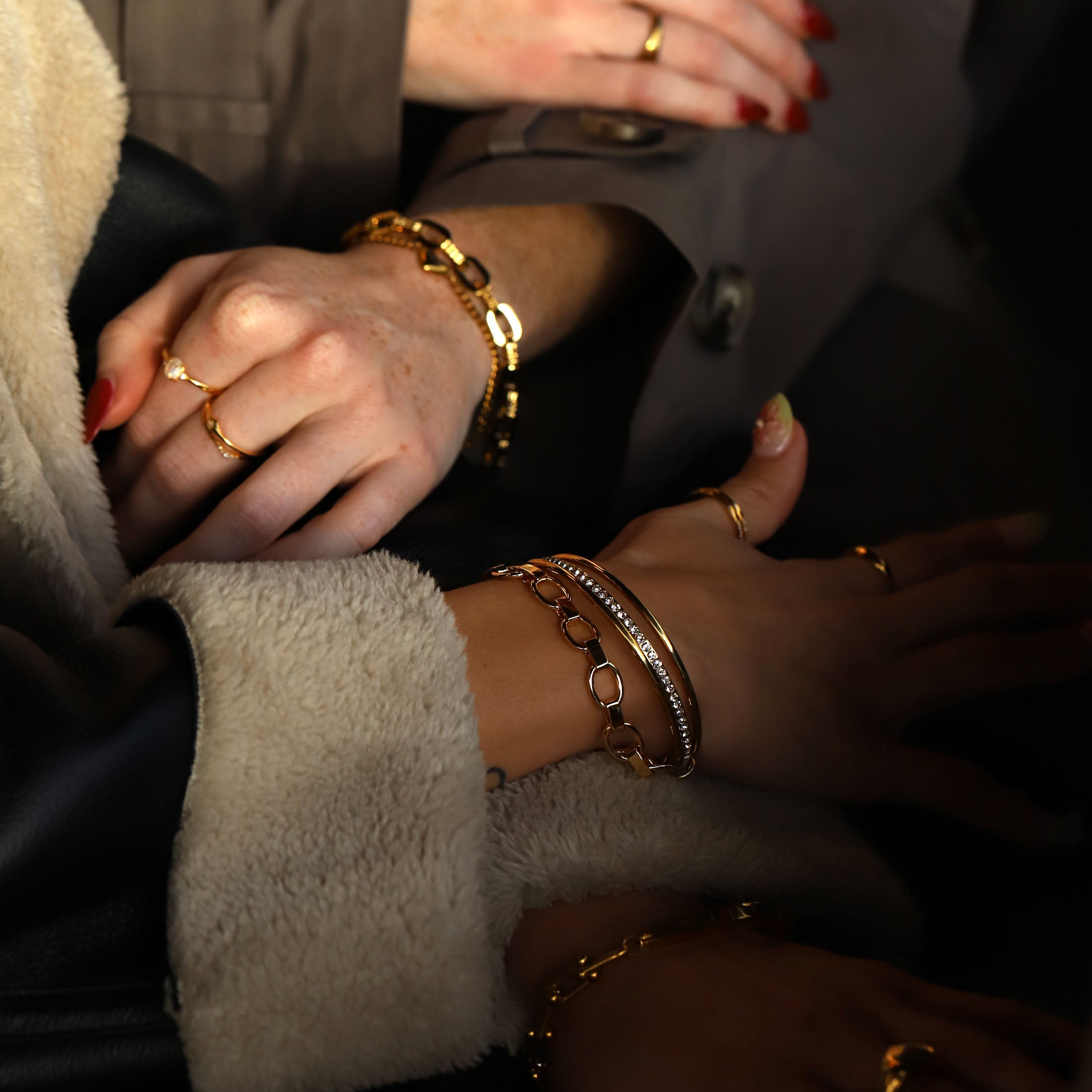 Roxy Chunky Cable Chain Bracelet On Model 4 - Gold