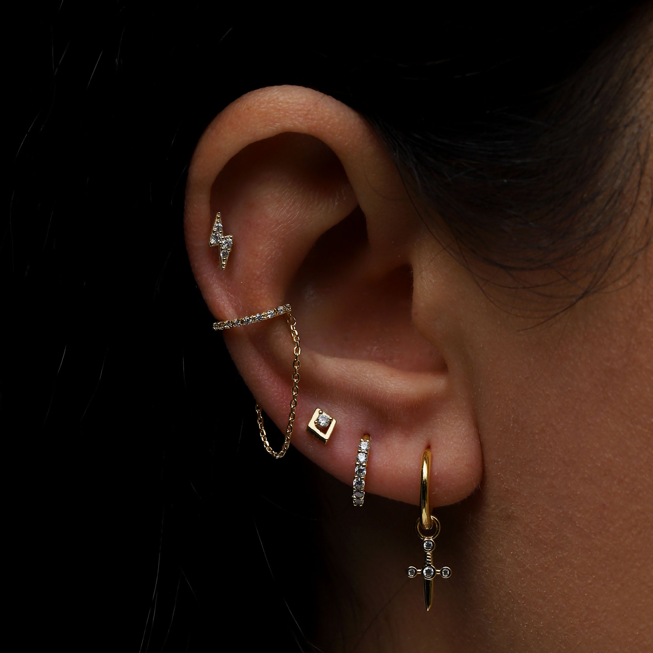 Sanctum Geometry Gem Tragus Helix & Cartilage Piercing On Model - Gold
