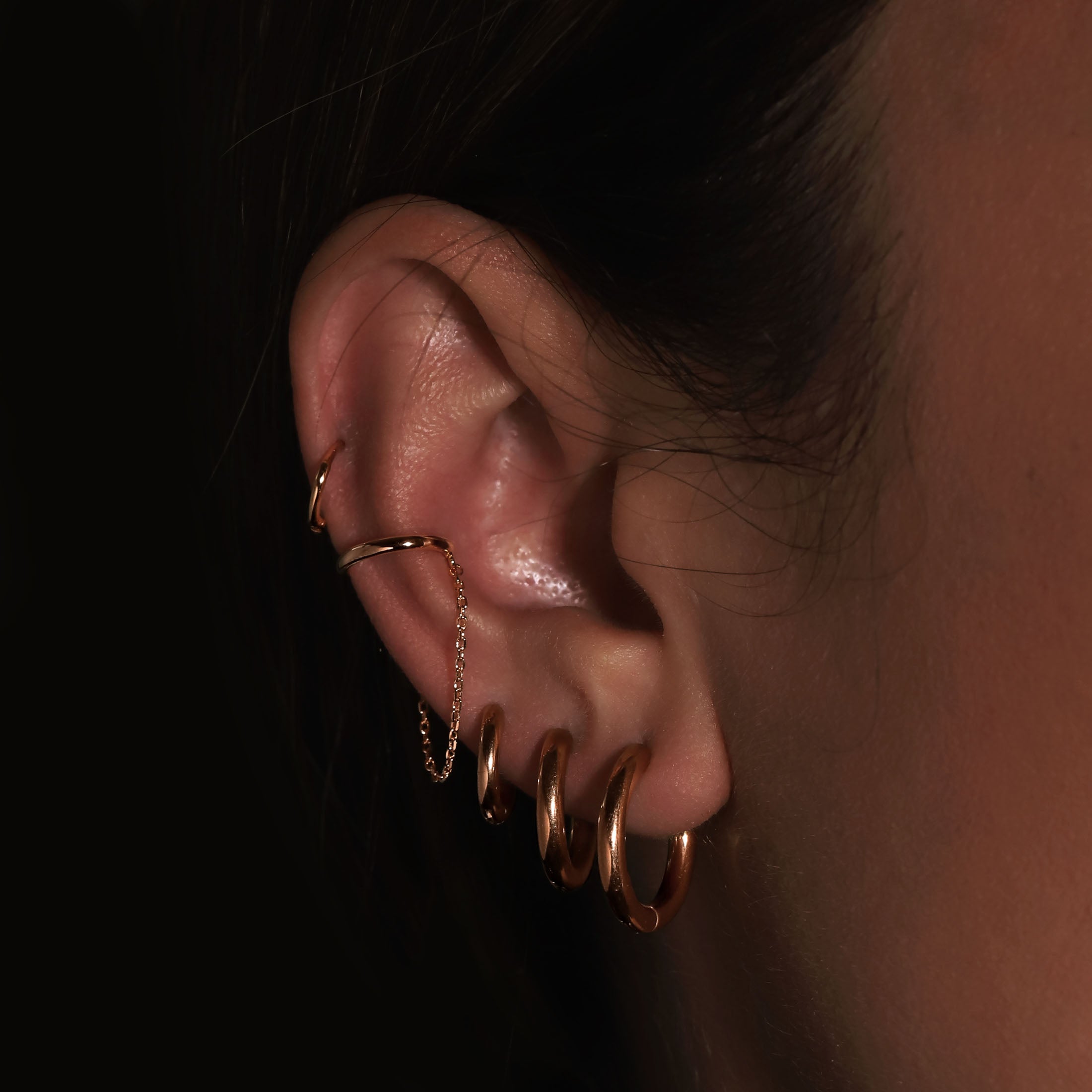 Mia Plain Earring Hoops Large On Model - Rose Gold