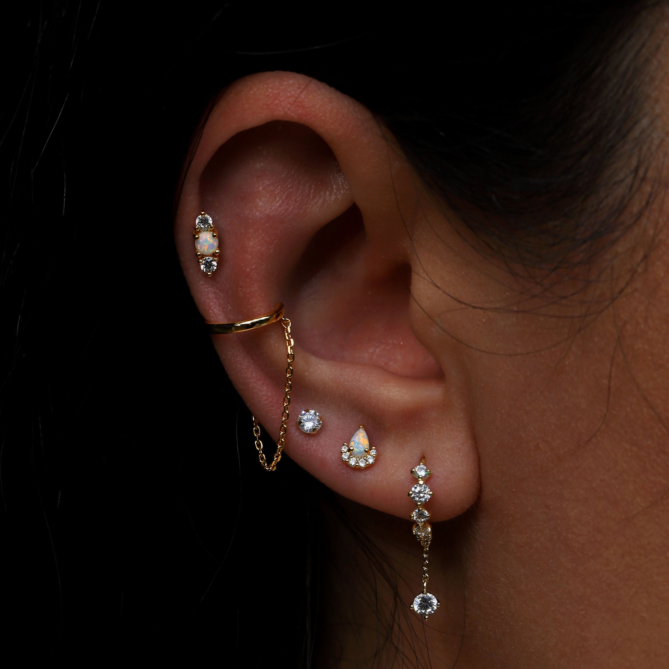 Elixir Chain Tragus Helix & Cartilage Hoop Piercing On Model - 14K Solid Gold